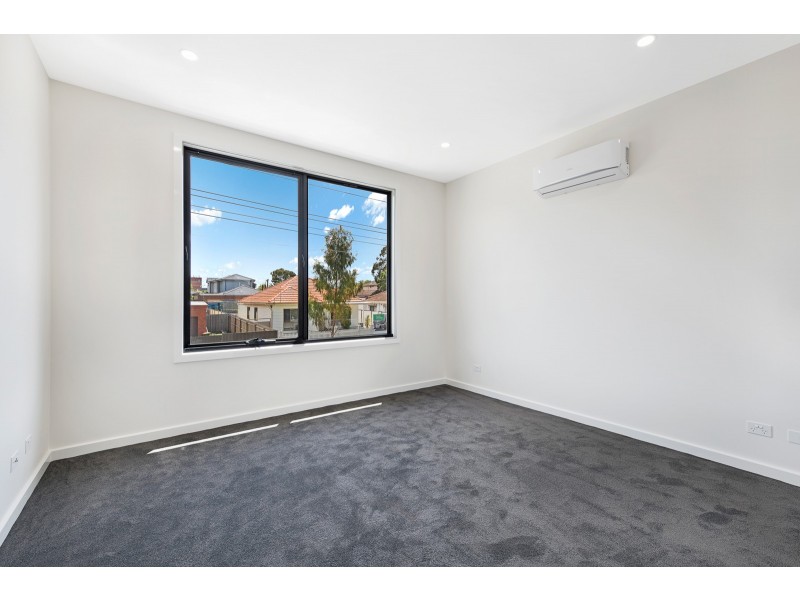 27 Lewis Street, Glenroy VIC 3046