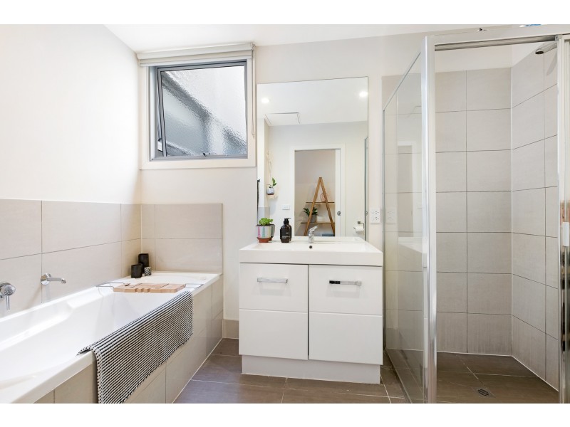 19/10 Breese Street, Brunswick VIC 3056