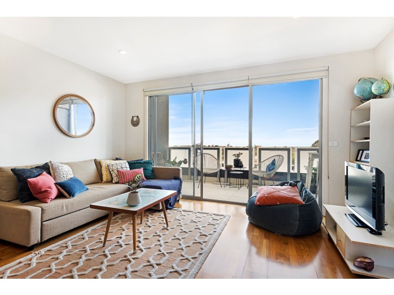 19/10 Breese Street, Brunswick VIC 3056