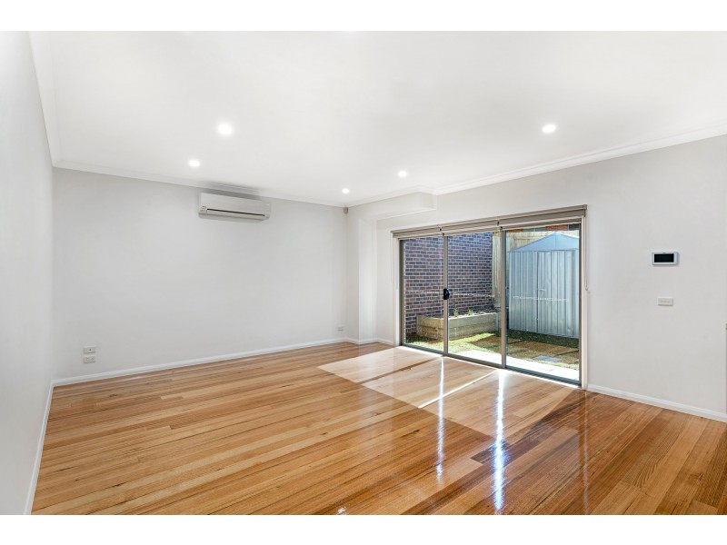 2/1 Merino Street, Reservoir VIC 3073