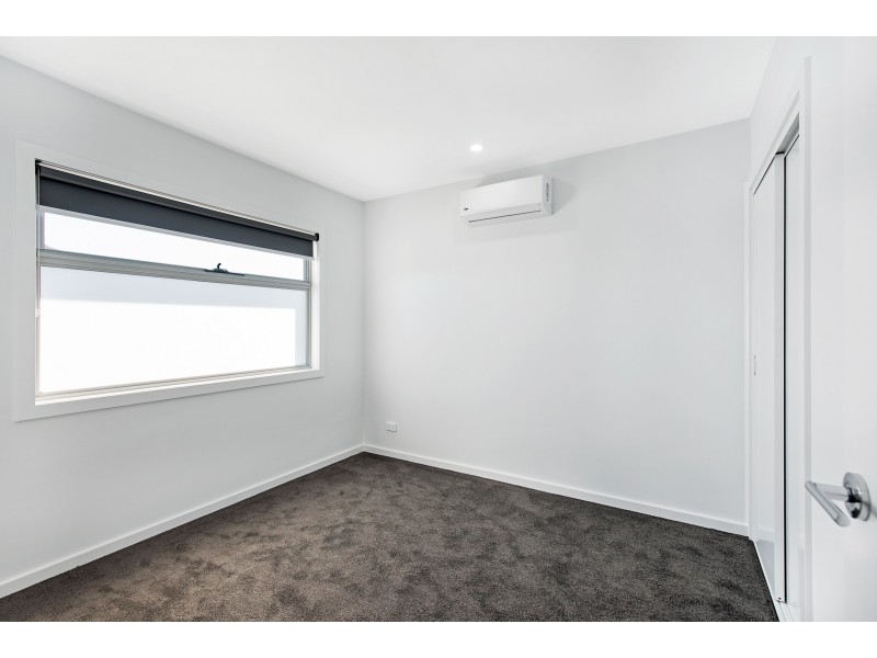 2/37 Bowes Avenue, Airport West VIC 3042