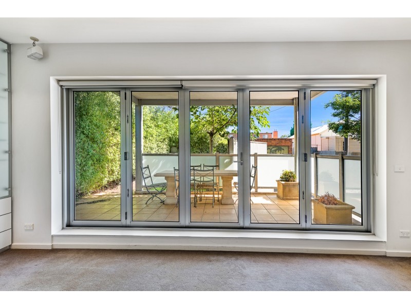 1/11 Wattletree Road, Armadale VIC 3143