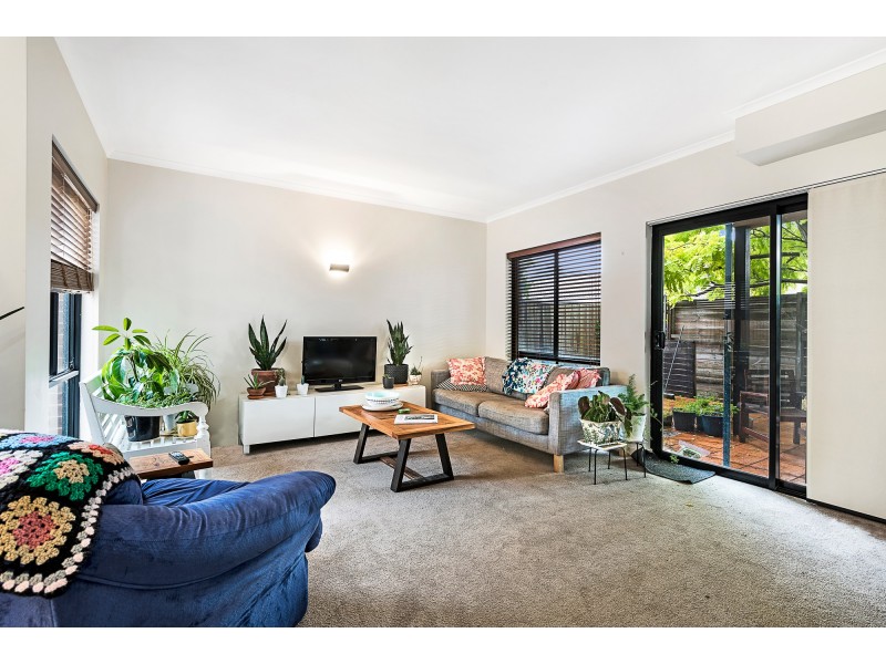 6/211 WESTON STREET, Brunswick East VIC 3057