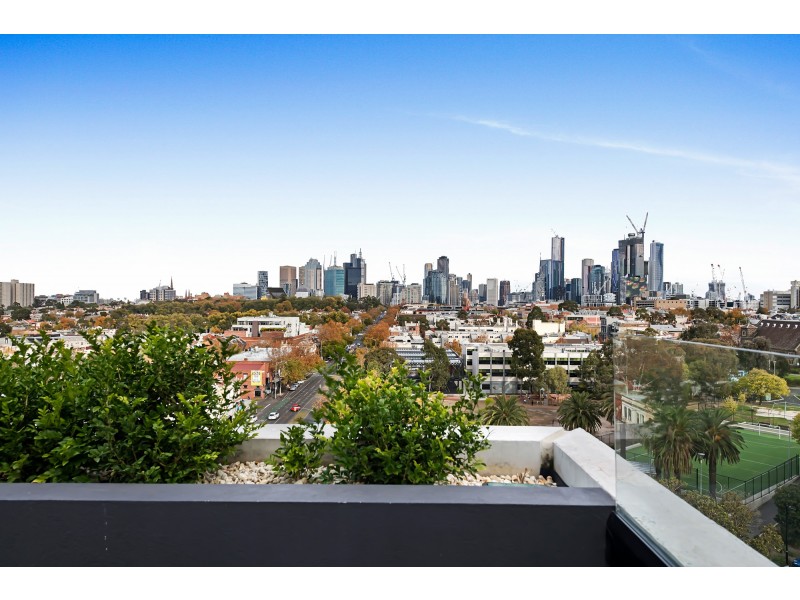 8/495 RATHDOWNE STREET, Carlton VIC 3053