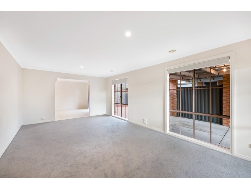 30A Clydesdale Road, Airport West VIC 3042