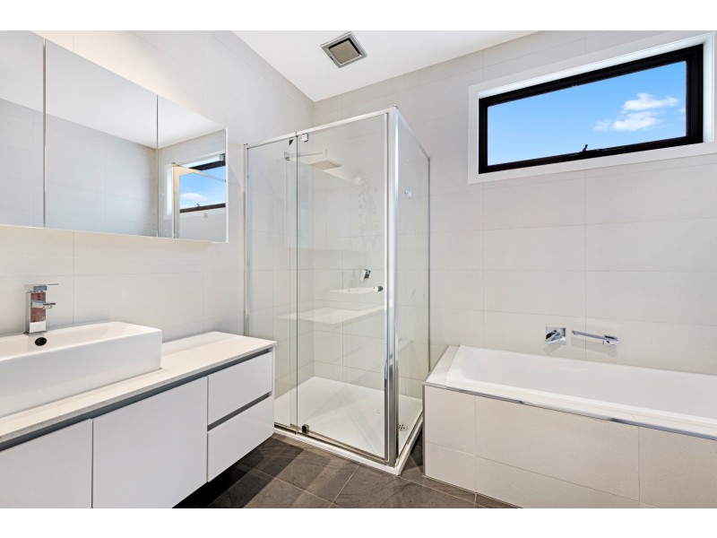 7 Clifford Place, Clifton Hill VIC 3068