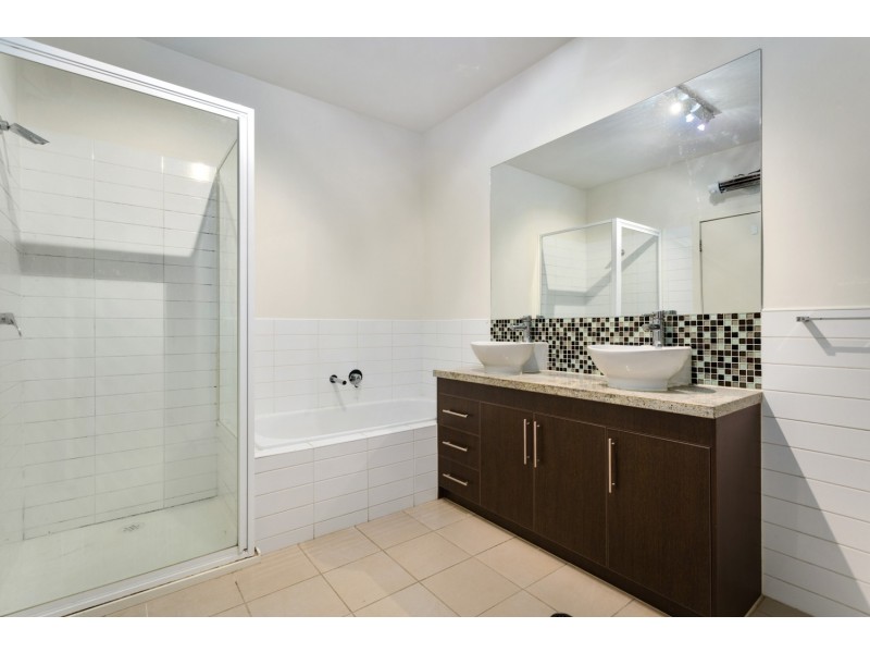 3/230 Lygon Street, Brunswick East VIC 3057