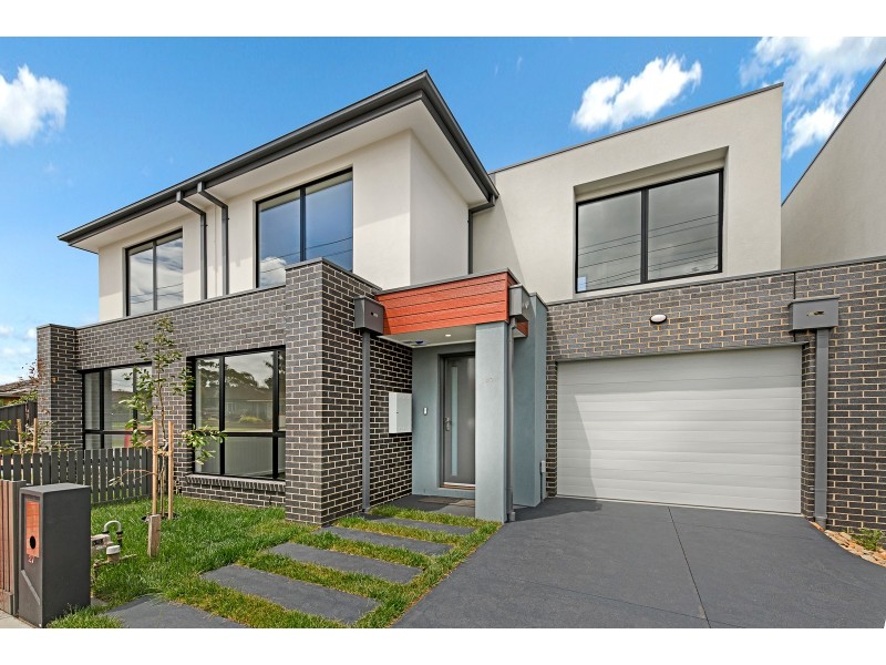 27 Lewis Street, Glenroy VIC 3046