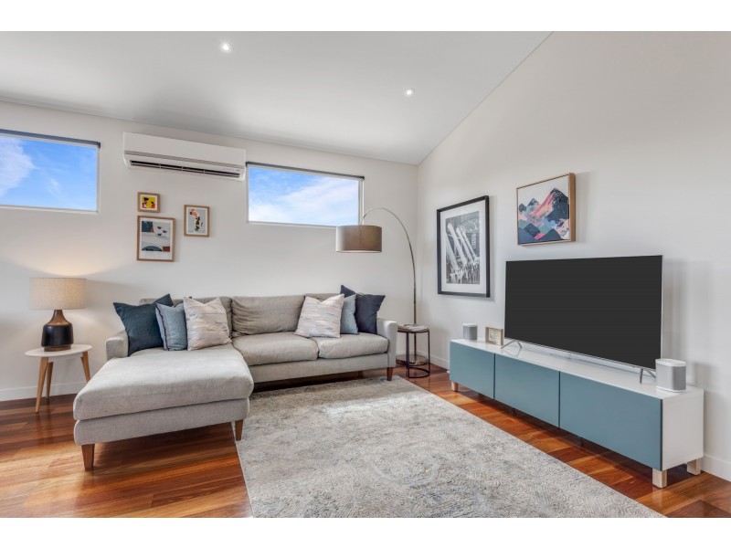 72 GOOCH STREET, Thornbury VIC 3071