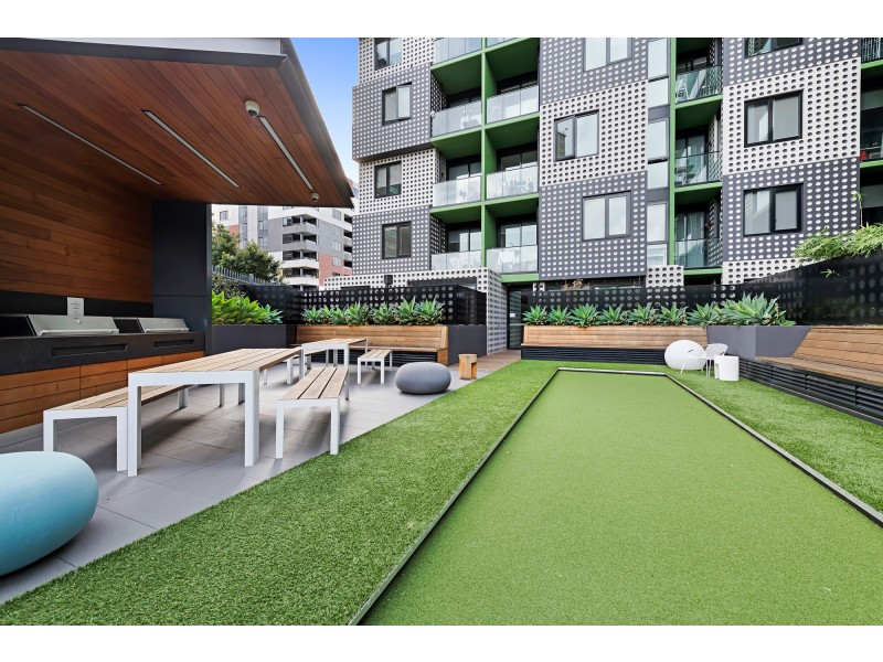 8/495 RATHDOWNE STREET, Carlton VIC 3053