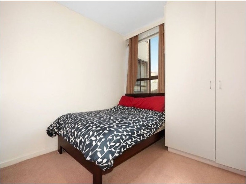 4/93 TINNING STREET, Brunswick VIC 3056