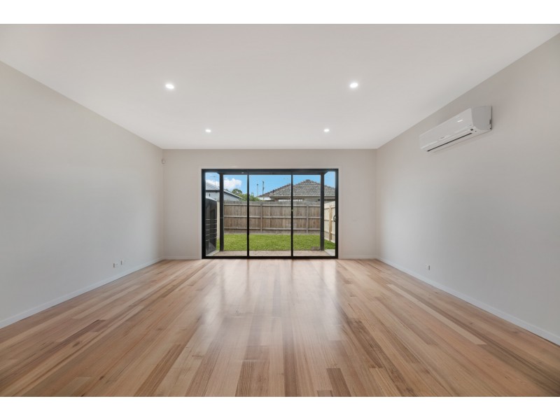 236 Rossmoyne Street, Thornbury VIC 3071