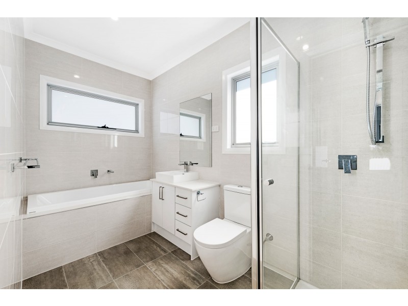 2/1 Merino Street, Reservoir VIC 3073