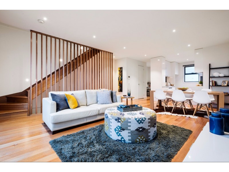 9 Clifford Place, Clifton Hill VIC 3068