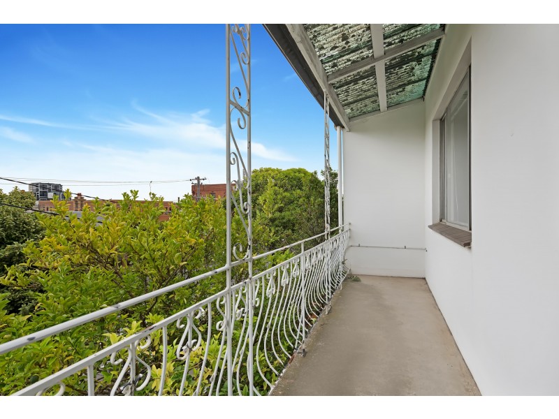 11 BLYTH STREET, Brunswick VIC 3056