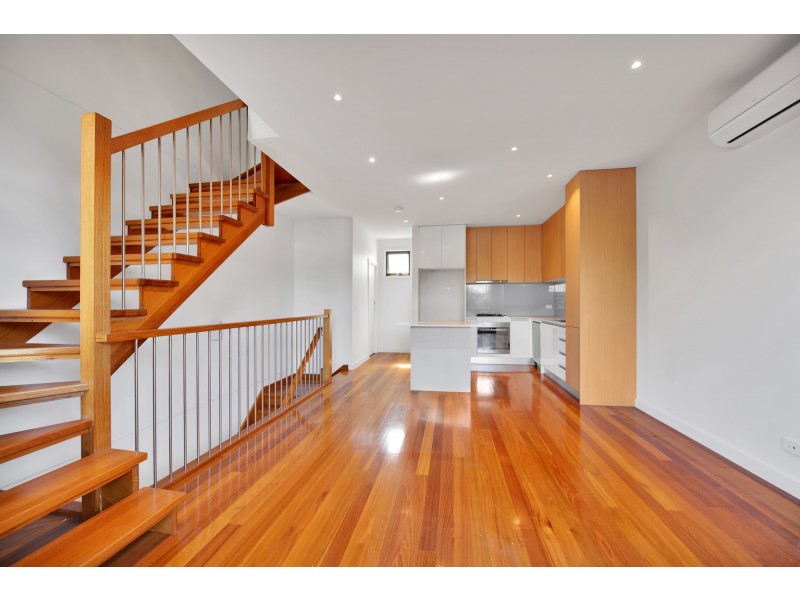 4/14 Pitt Street, Brunswick VIC 3056