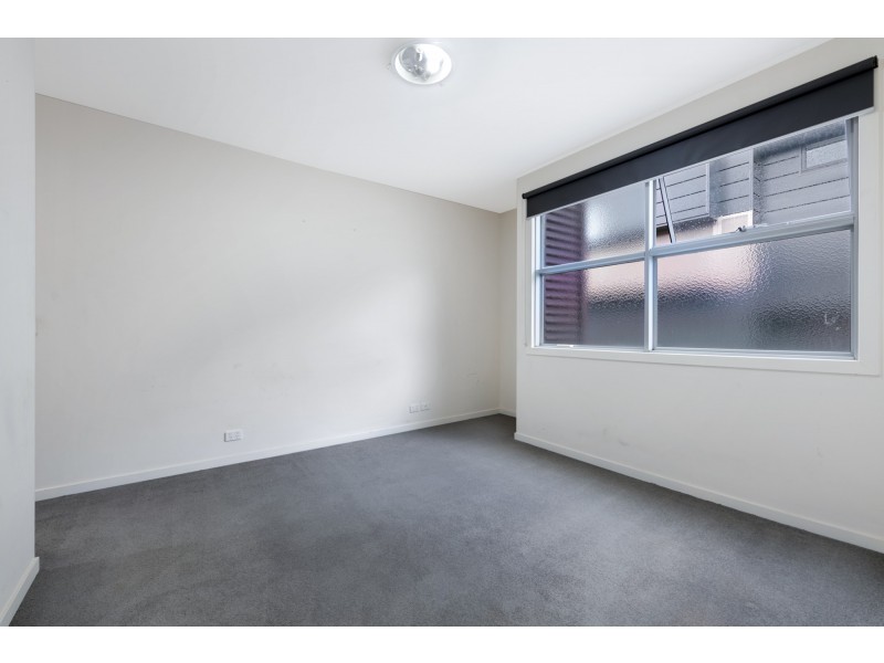 34/10 BREESE STREET, Brunswick VIC 3056