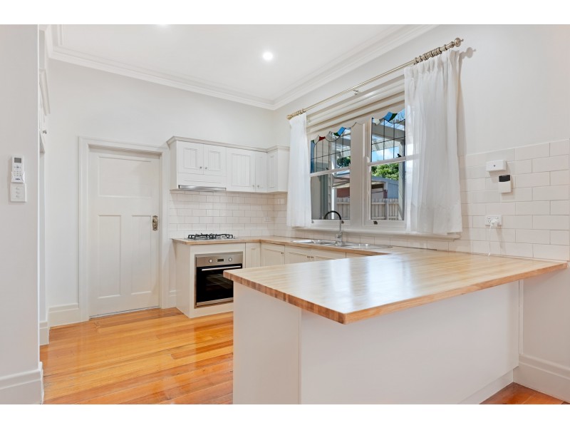 10 Walsh Street, Coburg VIC 3058