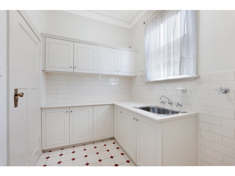 10 Walsh Street, Coburg VIC 3058