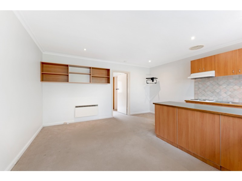 13/2A Bates Street, Malvern East VIC 3145