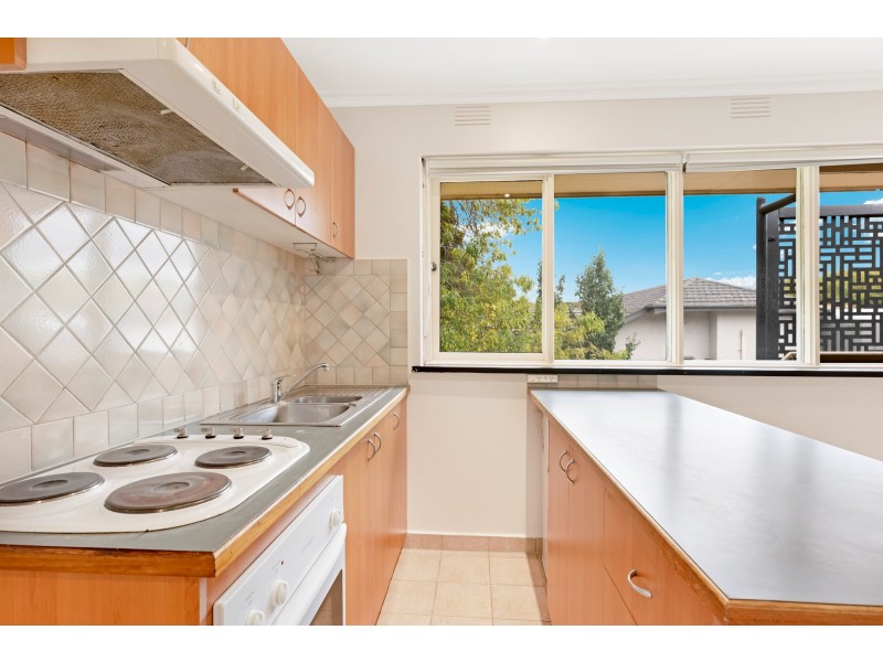 13/2A Bates Street, Malvern East VIC 3145