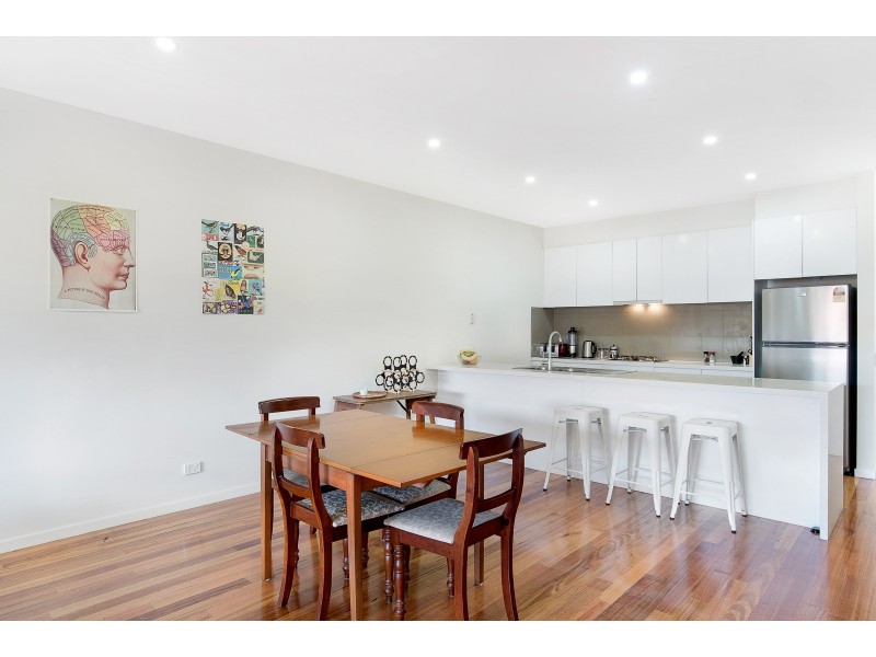 2/15 Leyden Street, Brunswick East VIC 3057