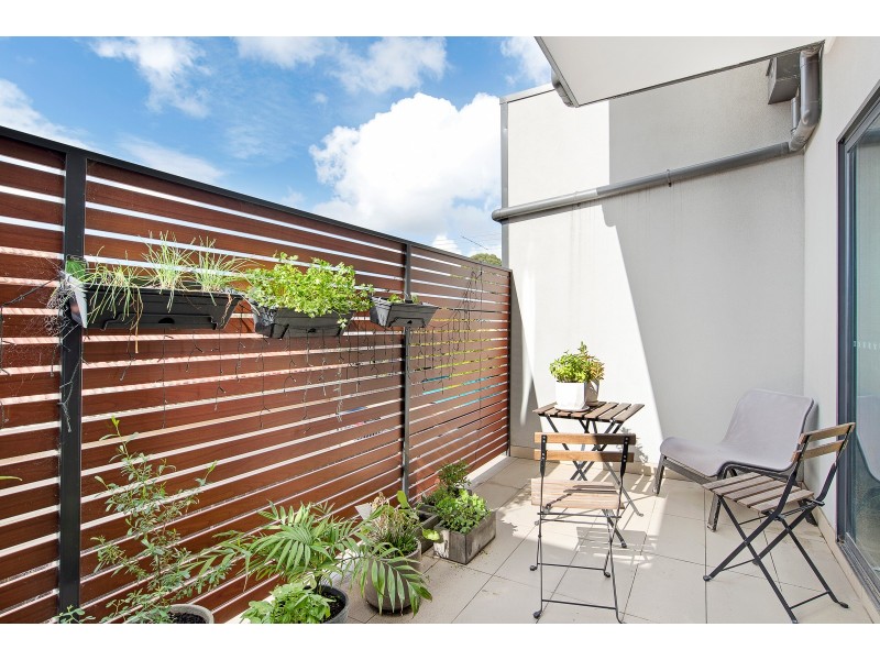 2/15 Leyden Street, Brunswick East VIC 3057