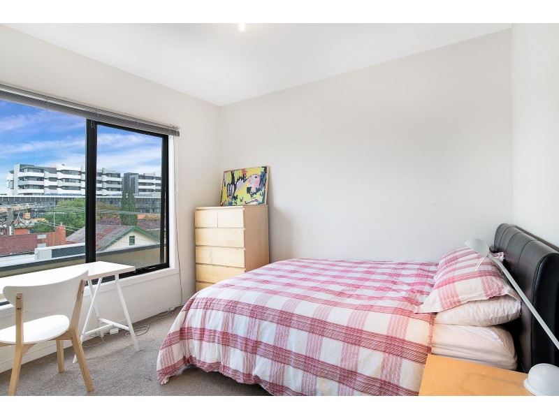 2/15 Leyden Street, Brunswick East VIC 3057