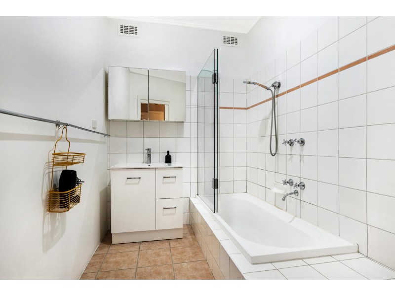 10 Cooke Avenue, Hampton East VIC 3188