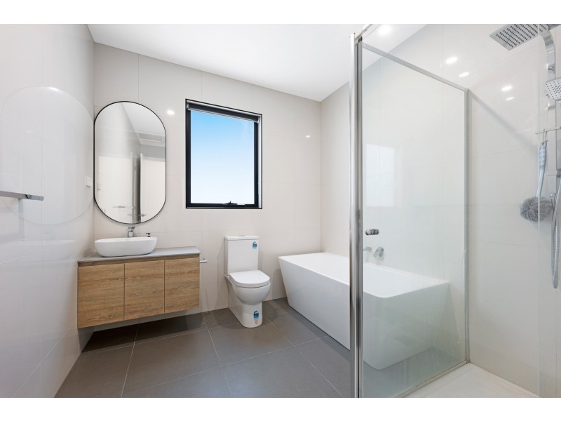 236a Rossmoyne Street, Thornbury VIC 3071