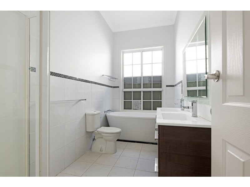 19 Service Street, Coburg VIC 3058