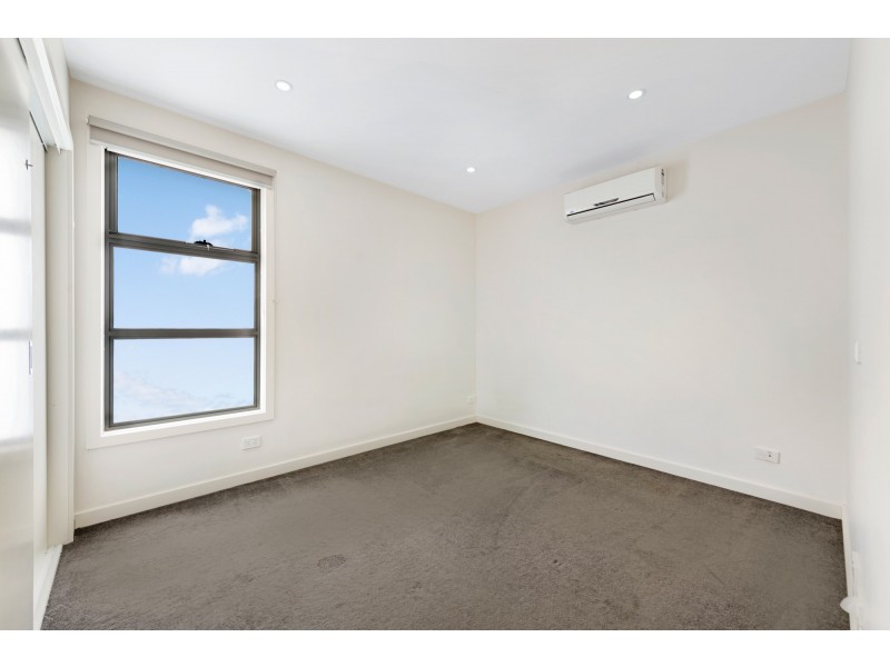 1/82 Bindi Street, Glenroy VIC 3046