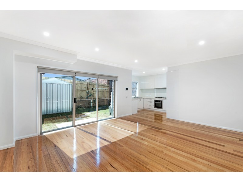 2/1 Merino Street, Reservoir VIC 3073