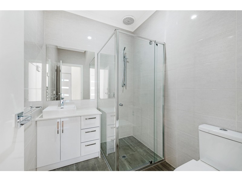 2/1 Merino Street, Reservoir VIC 3073