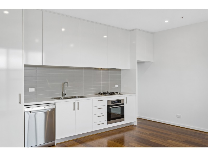 8/759 Gilbert Road, Reservoir VIC 3073