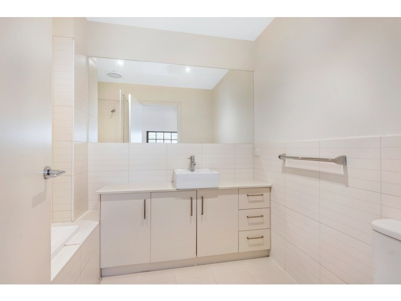 4/28 Breese Street, Brunswick VIC 3056