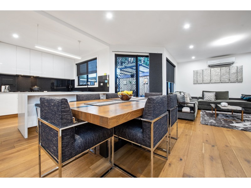 4/60 Brunel Street, Aberfeldie VIC 3040