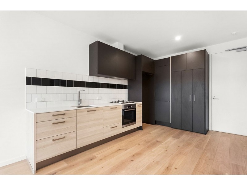 206/324 Pascoe Vale Road, Essendon VIC 3040