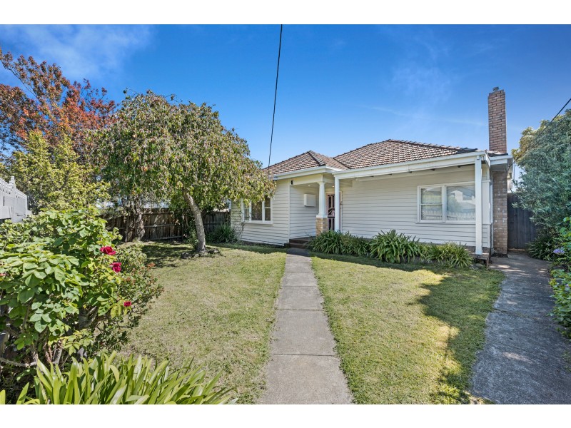2 HORTON STREET, Reservoir VIC 3073