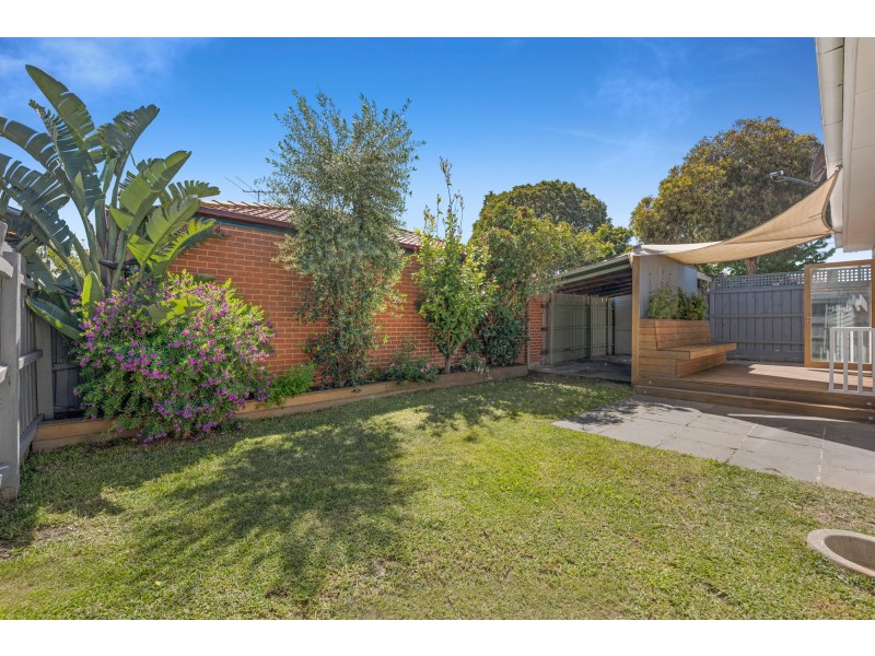 2 HORTON STREET, Reservoir VIC 3073