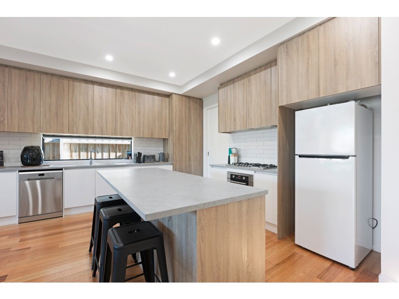 236a Rossmoyne Street, Thornbury VIC 3071