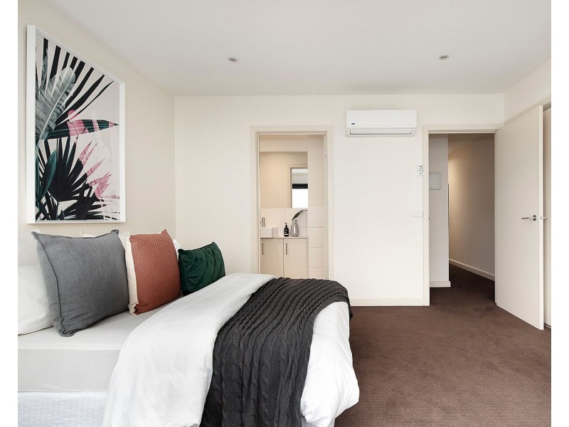 2/28 Breese Street, Brunswick VIC 3056
