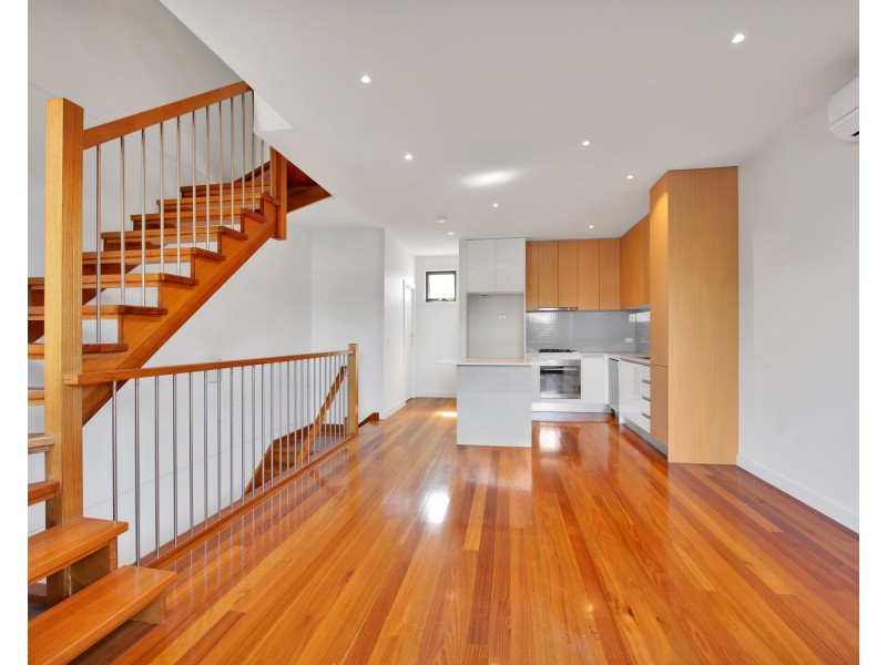 4/14 Pitt Street, Brunswick VIC 3056