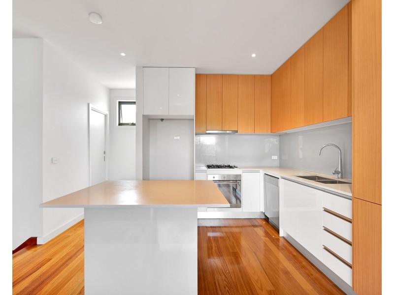 4/14 Pitt Street, Brunswick VIC 3056