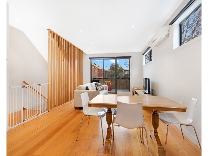 7 Clifford Place, Clifton Hill VIC 3068