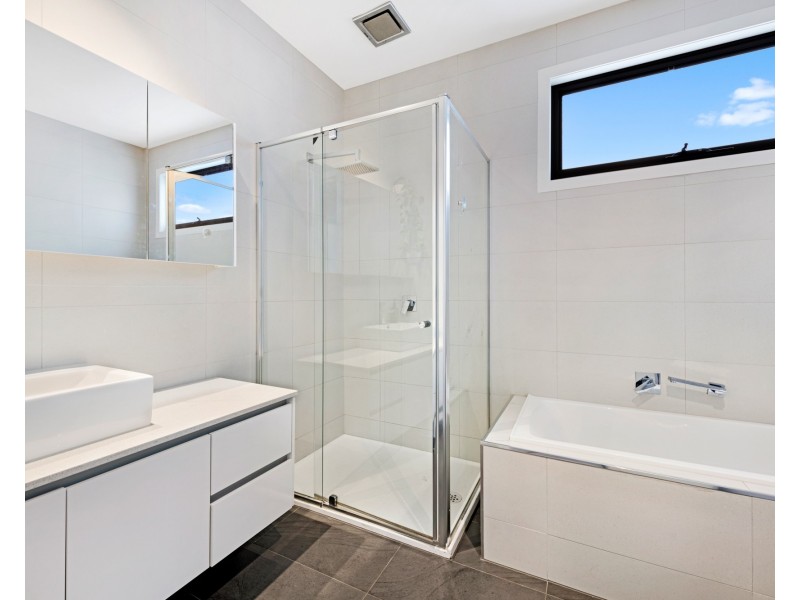 7 Clifford Place, Clifton Hill VIC 3068