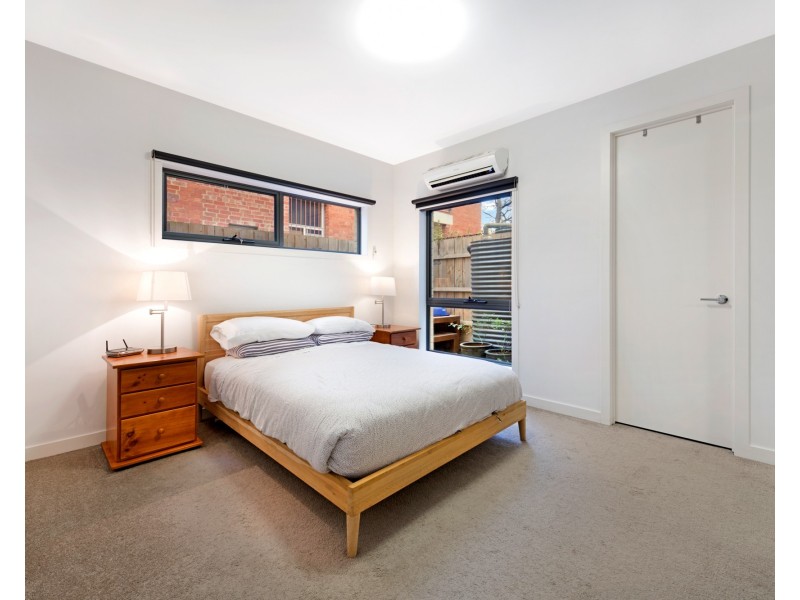 7 Clifford Place, Clifton Hill VIC 3068