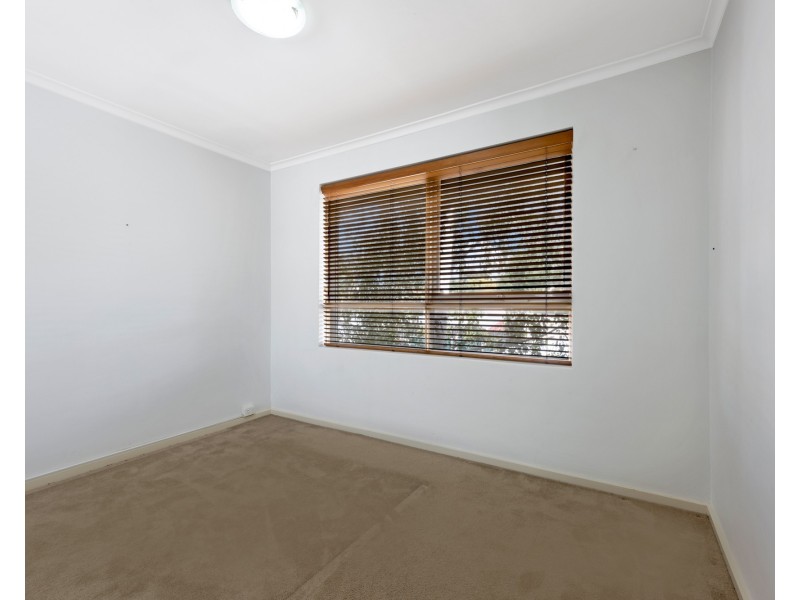 4/128 Donald Street, Brunswick VIC 3056