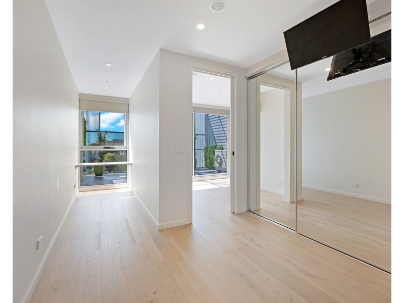 215/812 Sydney Road, Brunswick VIC 3056