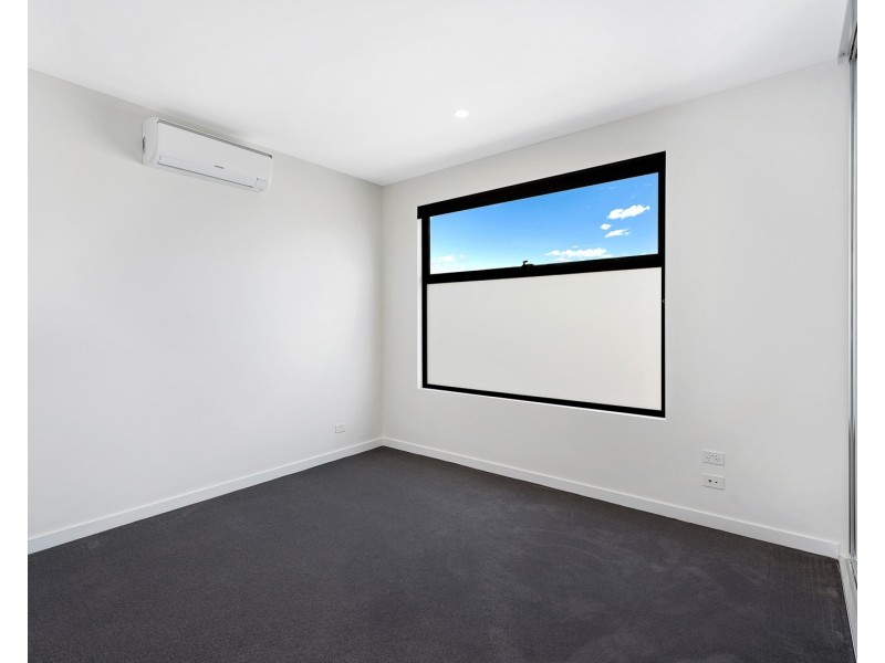 2N Newcastle Street, Thornbury VIC 3071